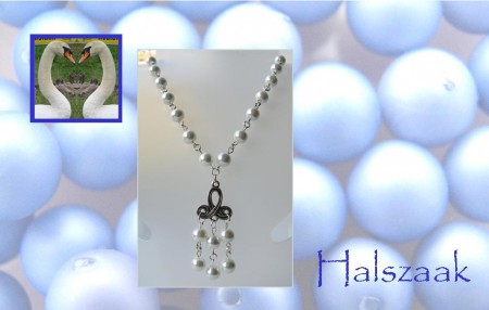 k 145 - € 10,00 - Lengte ketting 48 cm / hanger 5 cm - Inclusief bijpassende armband 